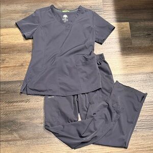 Healing Hands Gray Women's Scrub Set